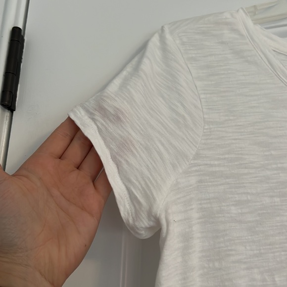 Lauren Conrad Pineapple T-shirt - Picture 4 of 5